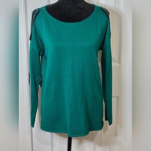 Roz & Ali Women's Cold Shoulder Embellishments Sweater Top Green Size Small
